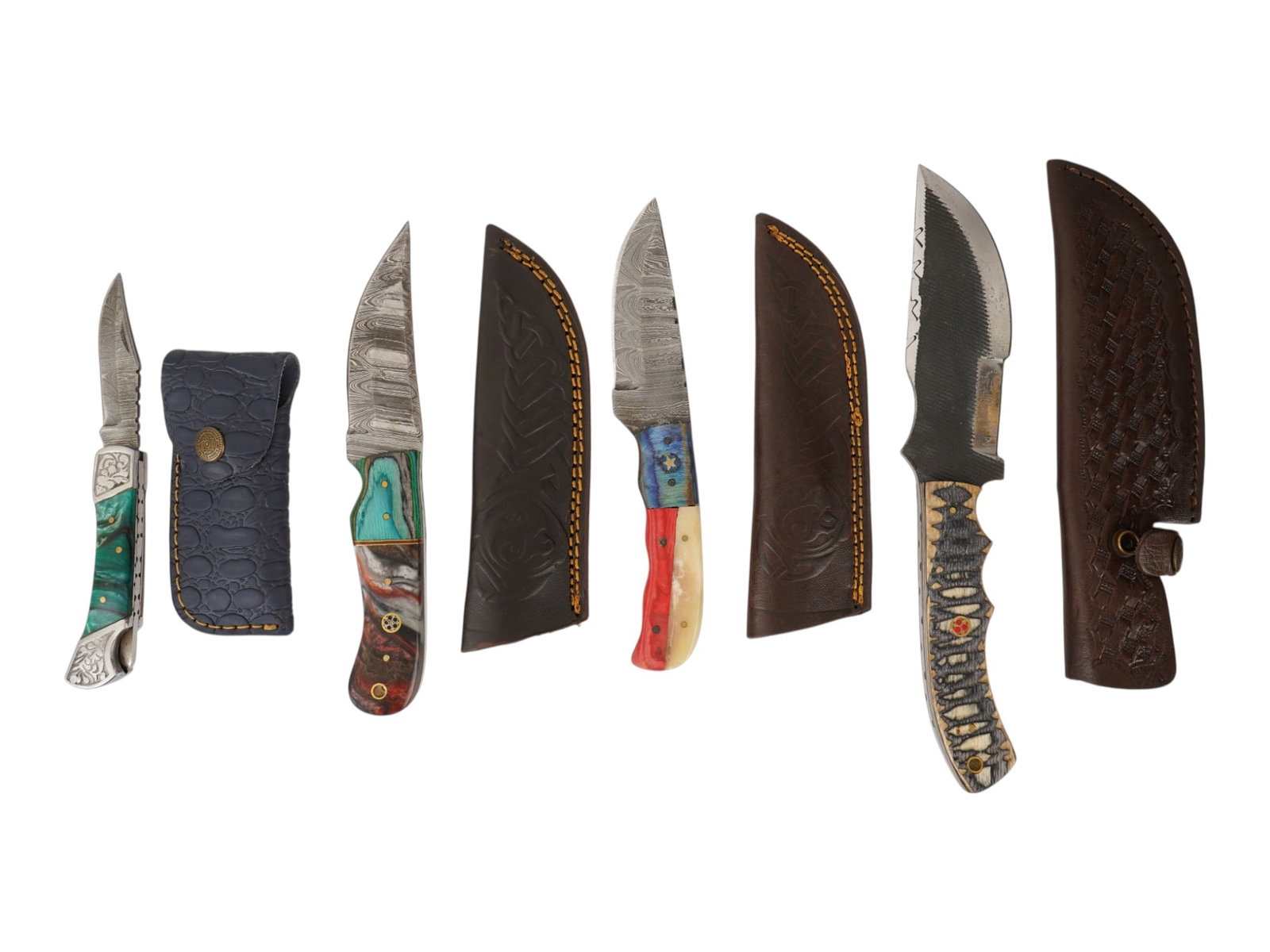 MODERN TACTICAL AND HUNTING DAMASCUS STEEL KNIVES: A collection of modern tactical and hunting knives including both fixed-blade and folding examples. The lot features Damascus steel blades, composite and natural material handles, and several custom-s