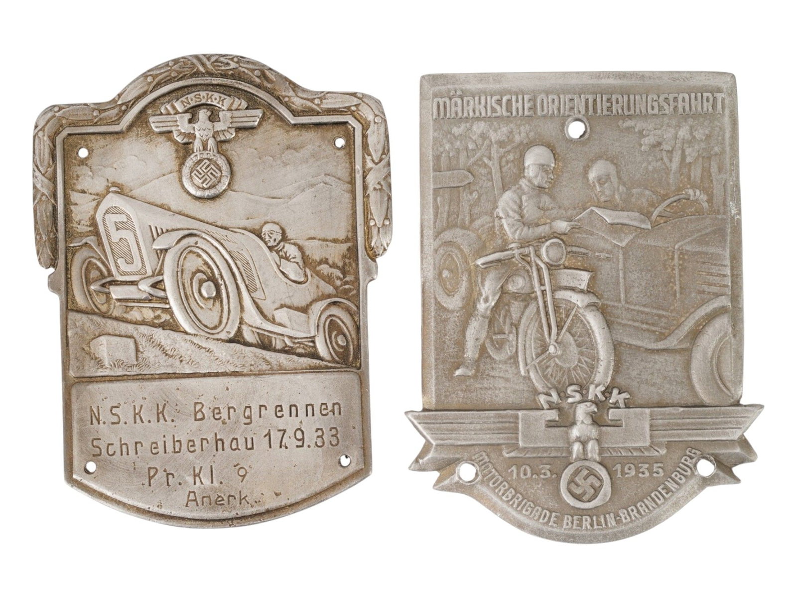 PAIR OF WWII MODEL GERMAN NSKK SPORT BADGES (1 of 4)
