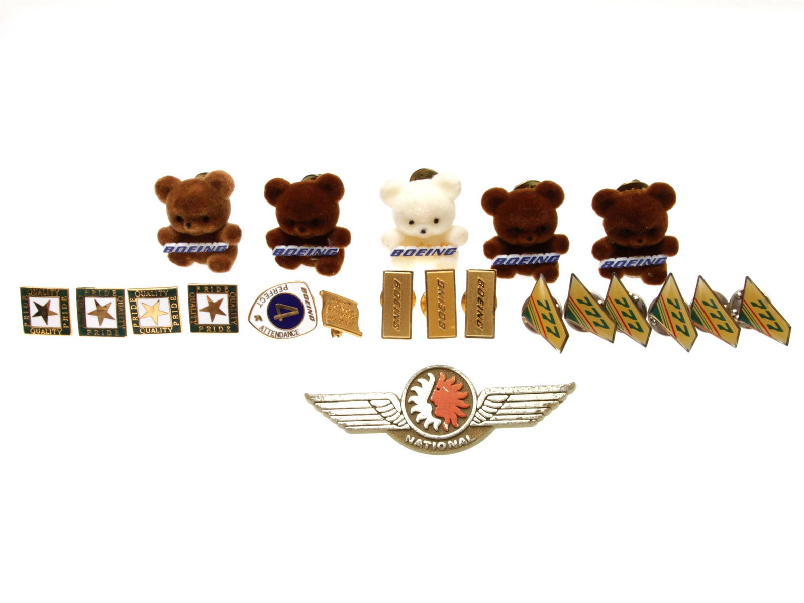 A LOT OF 21 VINTAGE AIRLINE PINS: Lot includes: 14 Boeing pins, 6 Boeing 777 pins, and a vintage National Airlines pin. THIS LOT IS ELIGIBLE FOR A 30-DAY UNCONDITIONAL RETURN FROM THE DATE OF THE SALE. RETURN SHIPPING IS THE BUYER'S