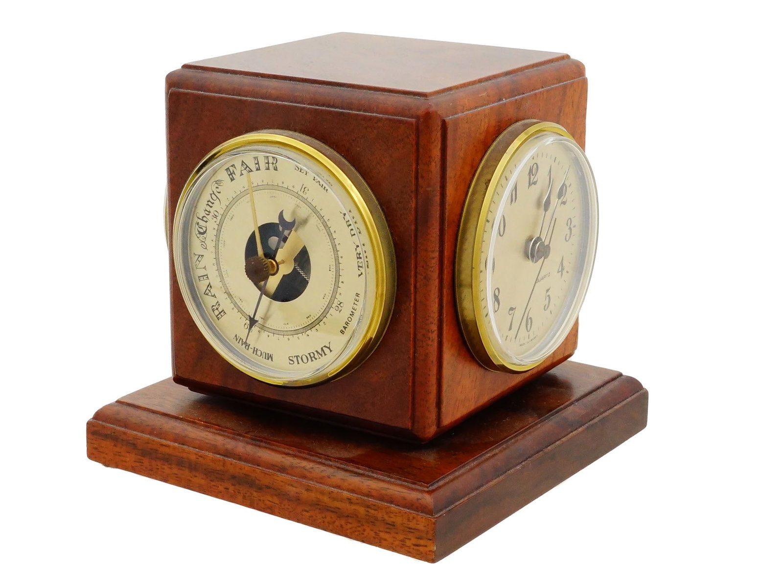 FRENCH CUBE SHAPED WOODEN DESKTOP WEATHER STATION (1 of 16)