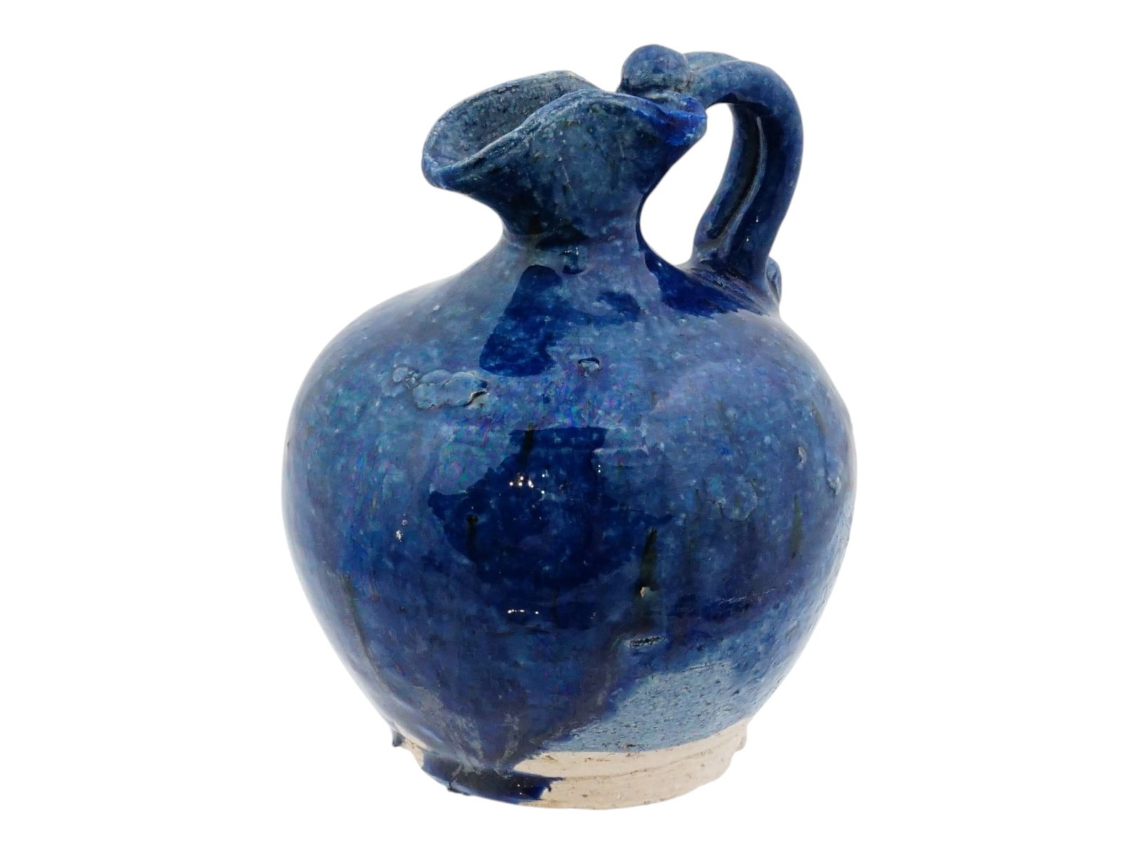 RARE ANCIENT CHINESE TANG DYNASTY GLAZED CERAMIC VASE: A rare ancient Chinese Tang Dynasty, 618 to 907 CE glazed ceramic handled vase. The small ceramic vase features a globular body tapering to a waisted neck and a flared rim with a small integrated spou
