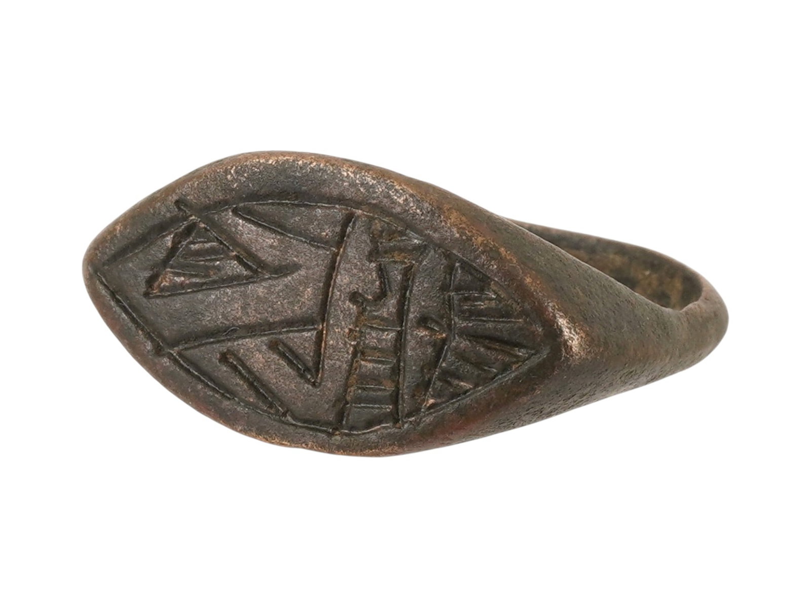 ANCIENT EGYPTO ROMAN BRONZE RING WITH SYMBOLIC MOTIFS (1 of 7)