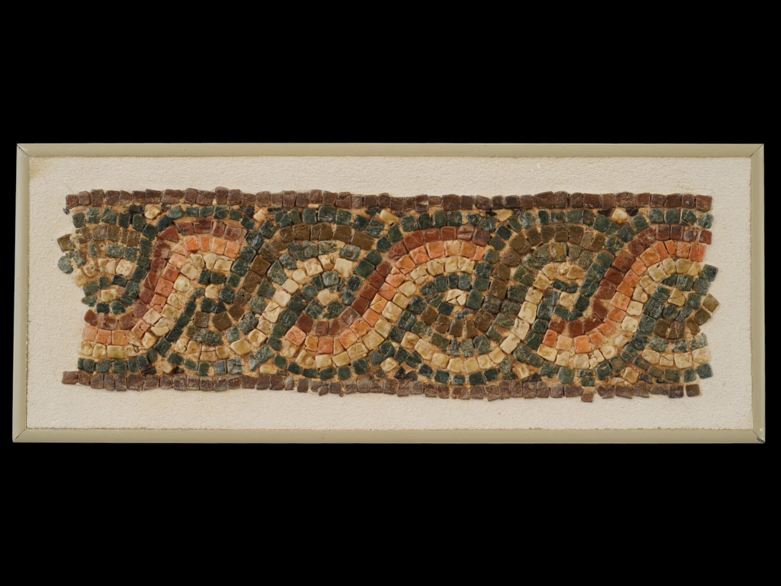 ANCIENT ROMAN EMPIRE MOSAIC OF A TWISTED ROPE (1 of 3)