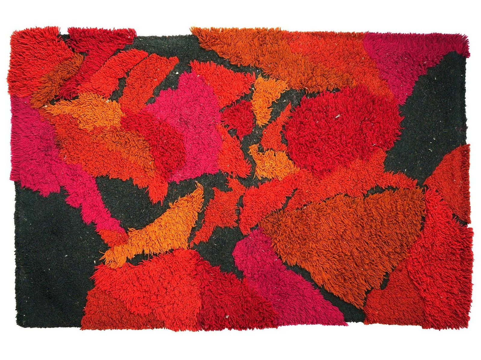 MID CENTURY MODERN STYLE NYLON FRIEZE CARPET (1 of 5)