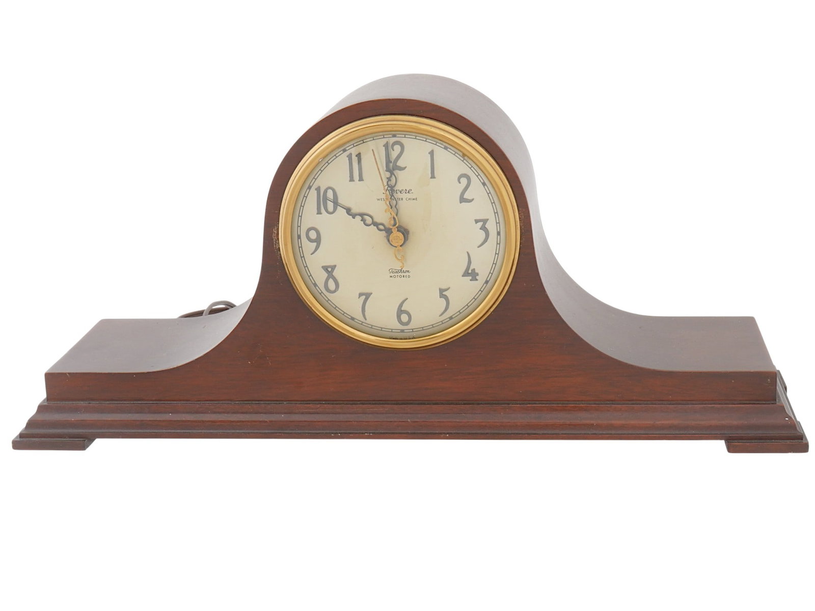 VINTAGE REVERE WESTMINSTER CHIME MANTEL CLOCK: A Revere mantel clock with Westminster chime. Model no. R-937. Electric Telechron motor. Wooden case. Dial with Arabic numerals. Collectible Clocks And Watches, Home Decor. THIS LOT IS ELIGIBLE FOR A 