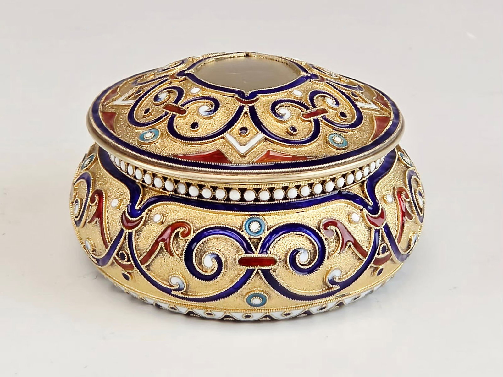 RUSSIAN GILT SILVER AND CLOISONNE ENAMEL PILL BOX (1 of 7)