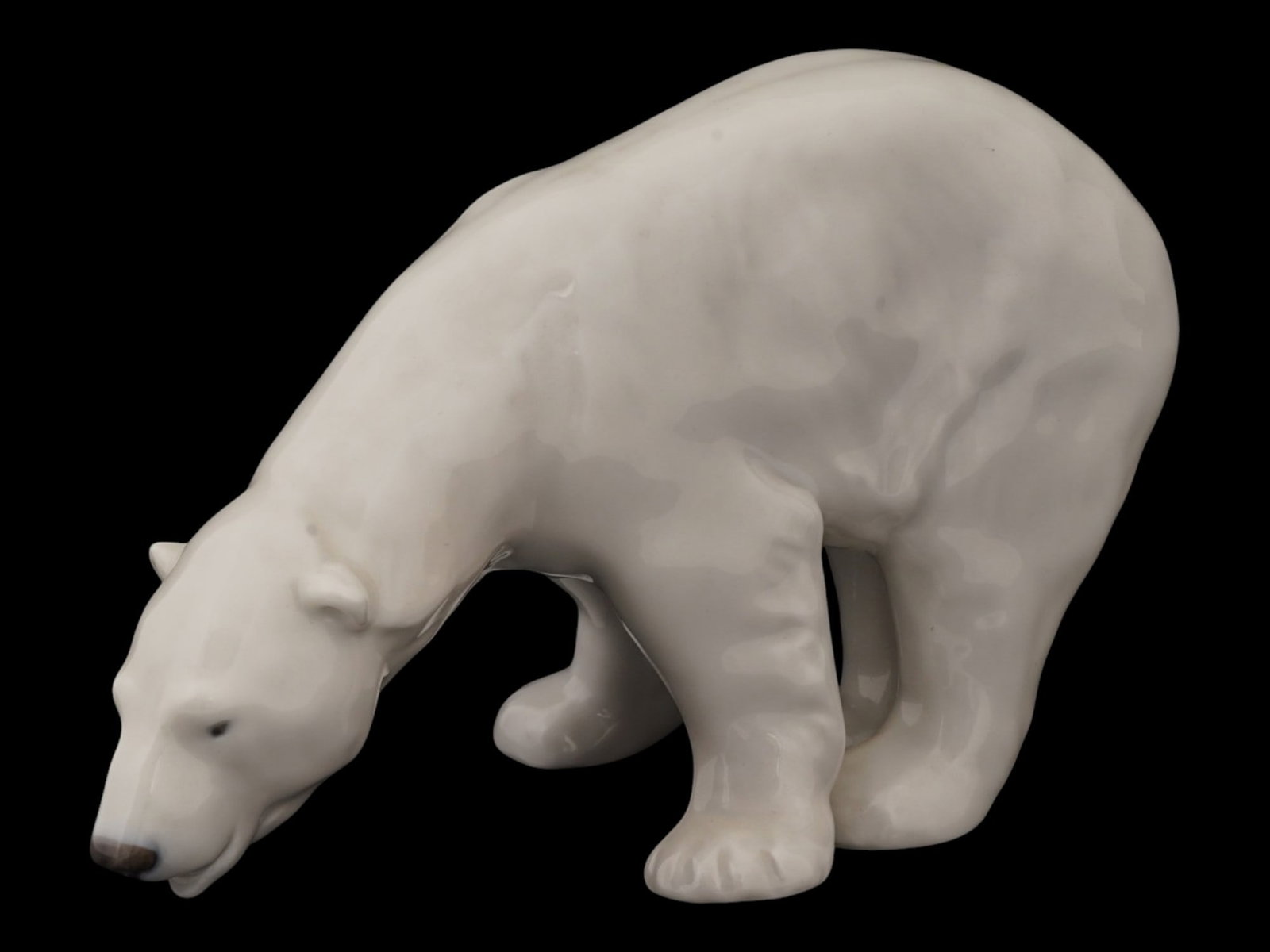1980S ROYAL COPENHAGEN PORCELAIN POLAR BEAR FIGURINE (1 of 9)
