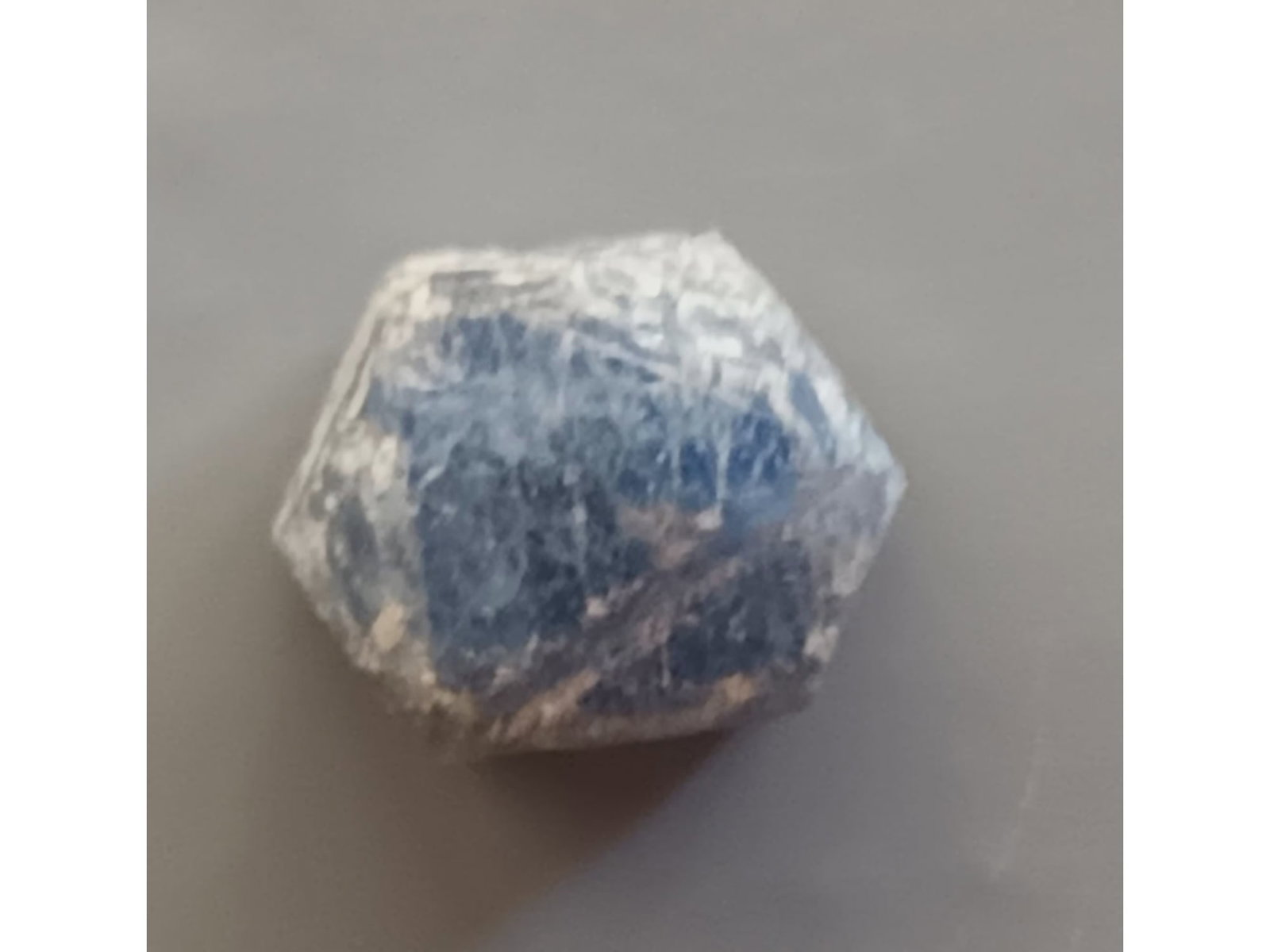 SAPPHIRE GEMSTONE (1 of 4)