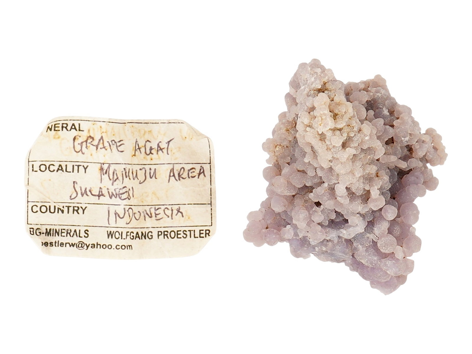 CHALCEDONY VAR. GRAPE AGATE: Purplish brown chalcedony var. grap agate (cha9/5). Weight: 36 grams. Origin: Mamuju area, Sulawesi Barat, Indonesia. THIS LOT QUALIFIES FOR A 30-DAY UNCONDITIONAL RETURN FROM THE DATE OF SALE.