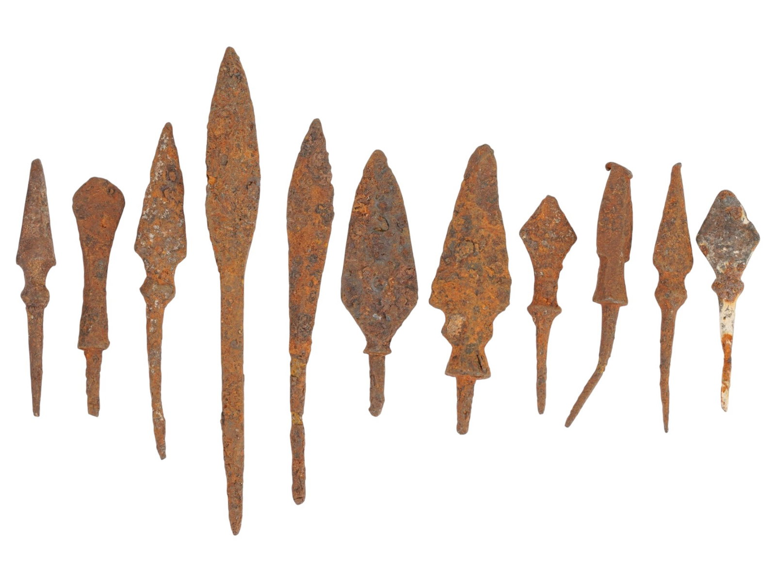 GROUP OF ANCIENT HOLY LAND IRON ARROWHEADS (1 of 5)