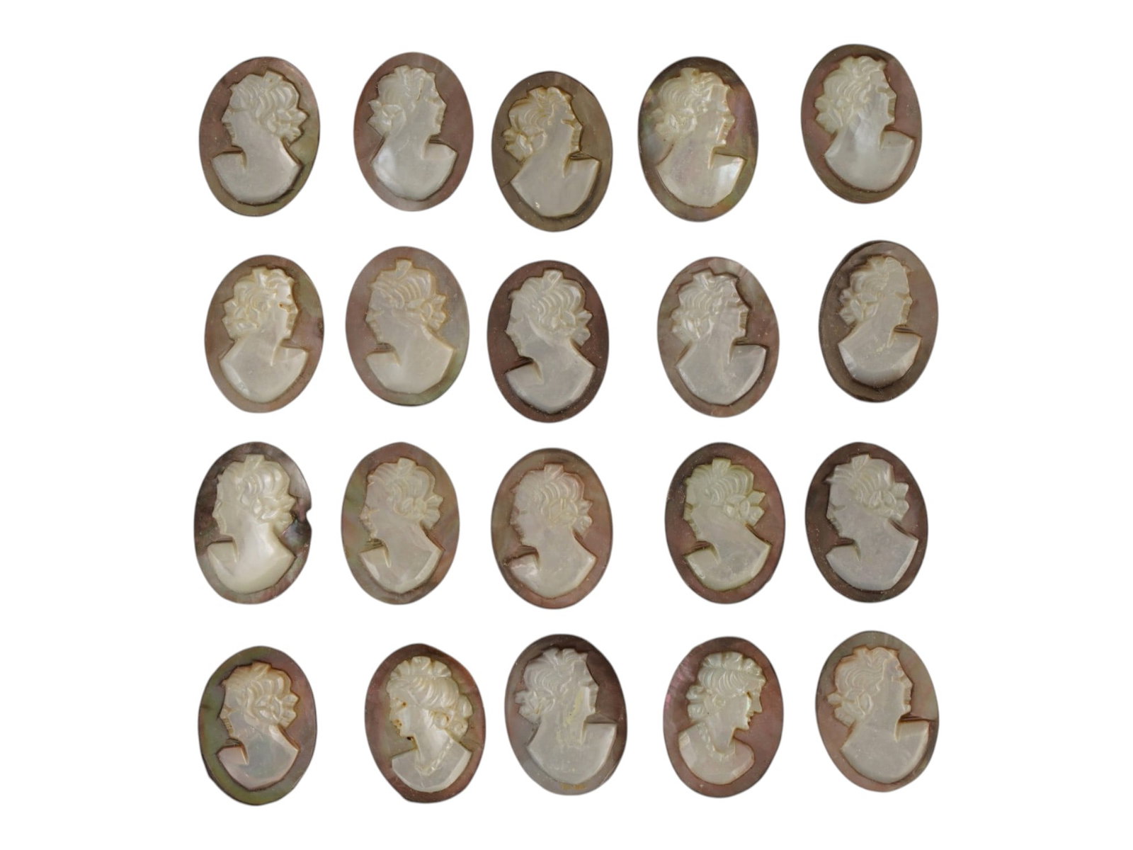 COLLECTION OF VINTAGE LOOSE SHELL CAMEO CARVINGS (1 of 5)