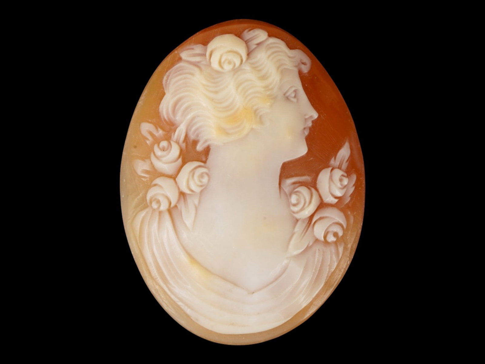 VINTAGE FEMALE PORTRAIT CARVED SHELL CAMEO (1 of 2)