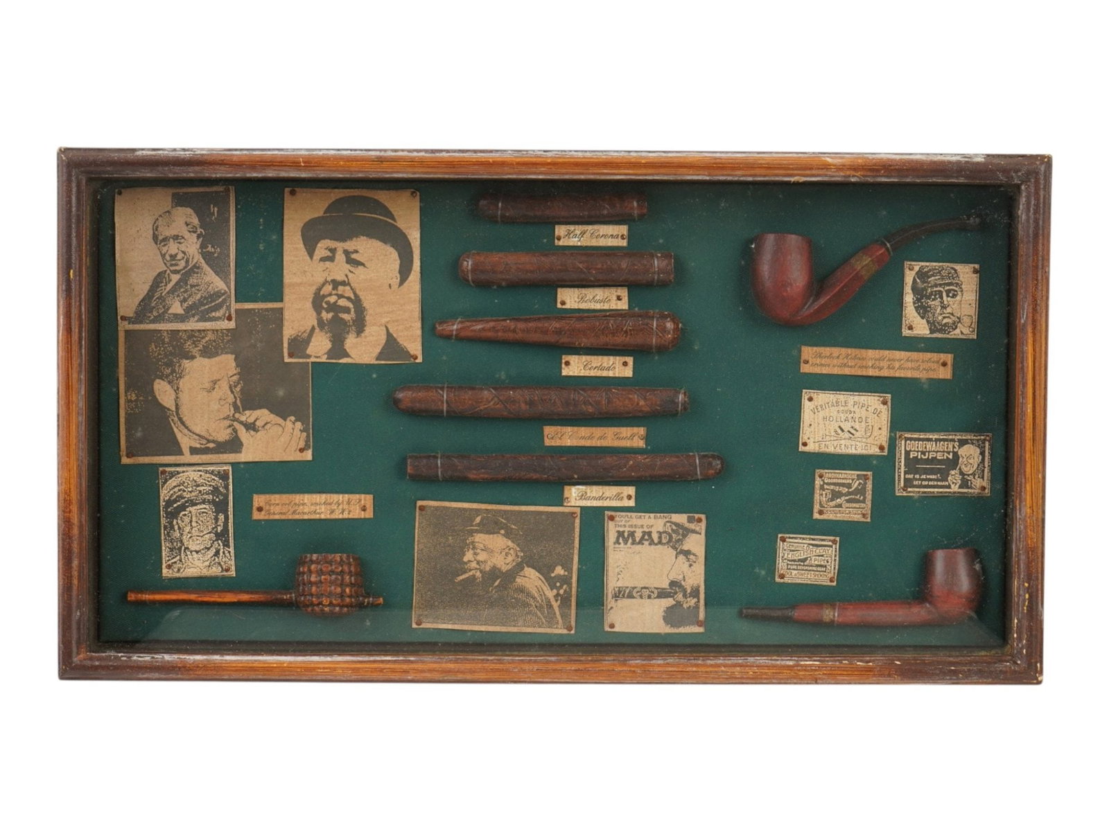 VINTAGE TOBACCIANA MEMORABILIA DISPLAY CASE (1 of 6)