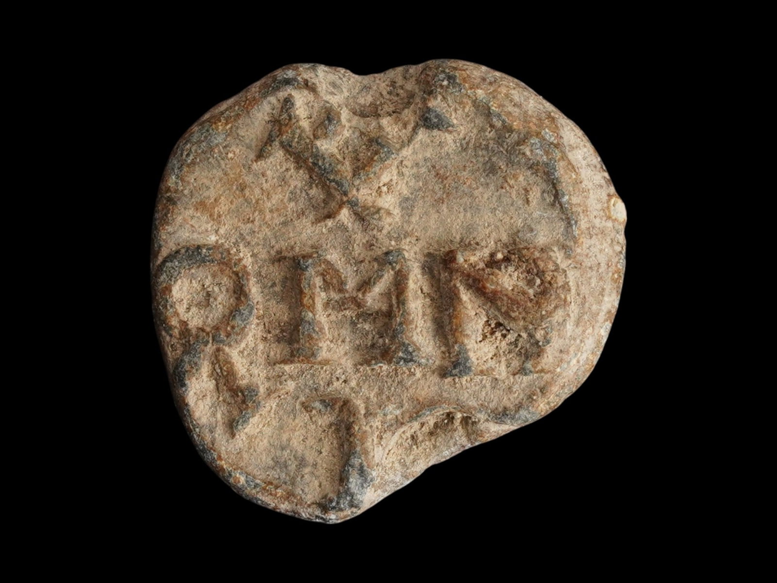 ANCIENT ROMAN LEAD SEAL WITH AN INSCRIPTION (1 of 4)