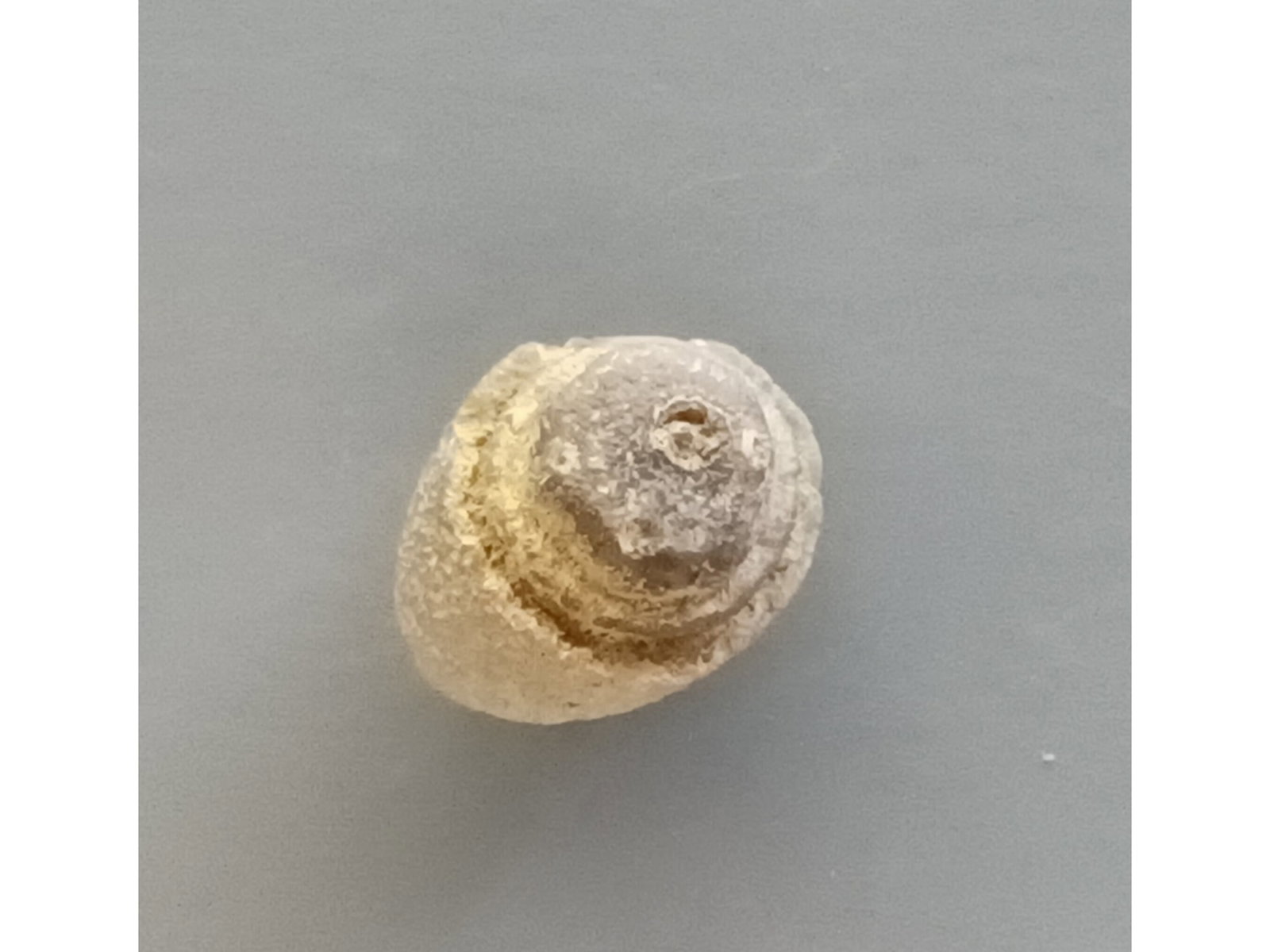 SMALL & PRETTY EYE AGATE - 3