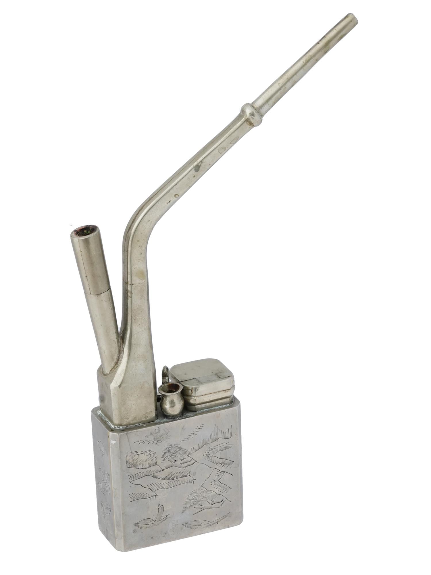 ANTIQUE CHINESE QING ETCHED SILVER SMOKING PIPE (1 of 8)