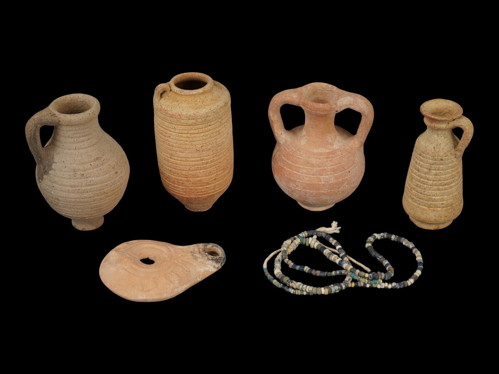 ANCIENT ROMAN TERRACOTTA PITCHERS OIL LAMP GLASS NECKLACE (1 of 8)