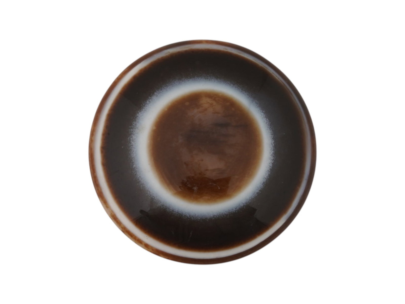 LARGE EYE AGATE STONE BEAD ALSO KNOWN AS BUDDHAS EYE: A large Eye agate also known as Buddhas eye with a characteristic concentric pattern resembling the human eye. This unique pattern forms naturally in the cavities of volcanic rocks. Silica-rich soluti