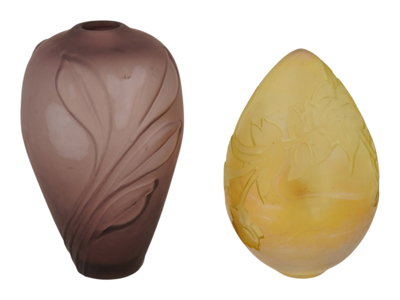 LOT OF ART GLASS VASE AND AMBER EGG PAPERWEIGHT (1 of 7)