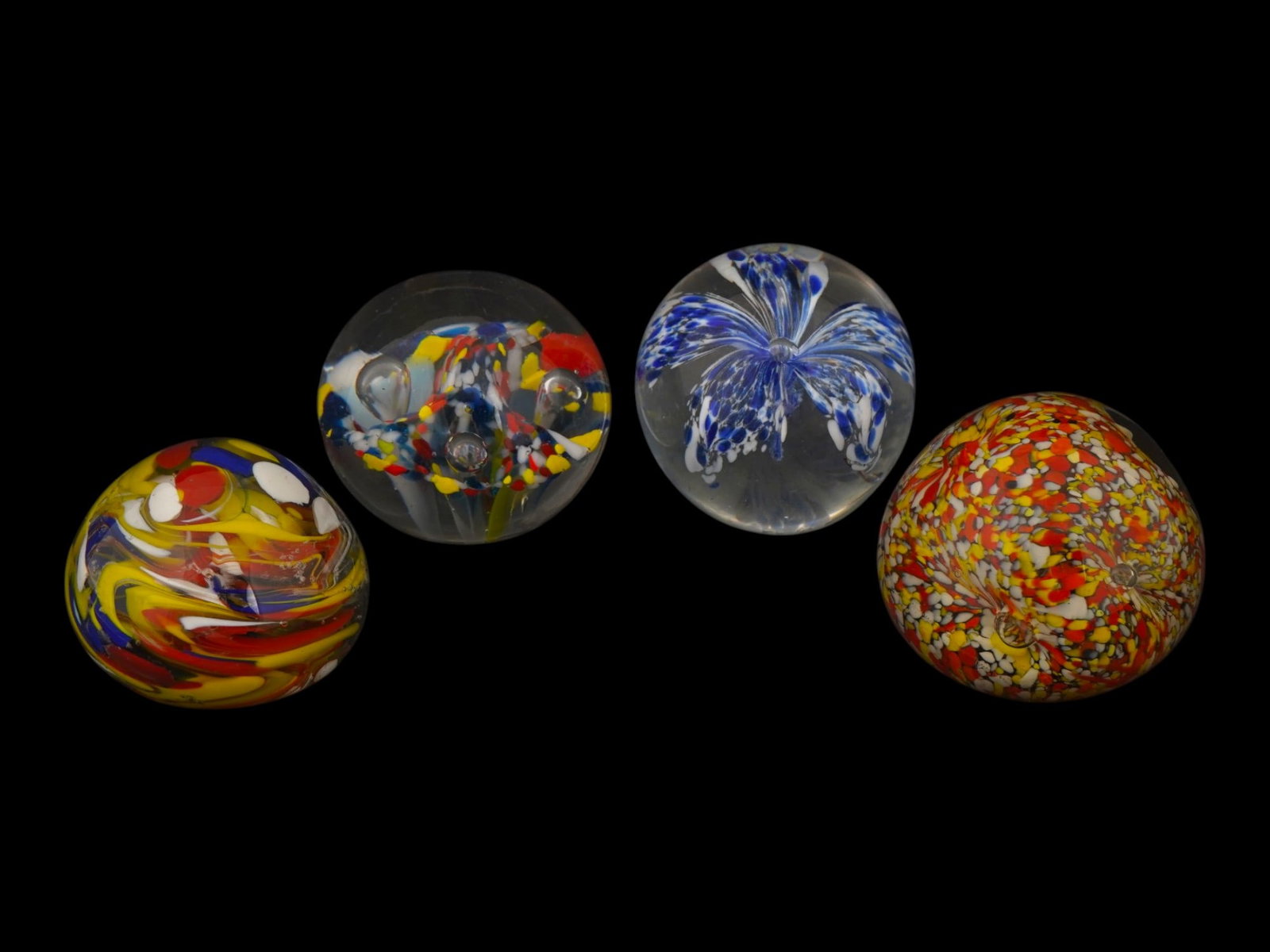 VINTAGE ITALIAN MURANO GLASS PAPERWEIGHTS (1 of 5)