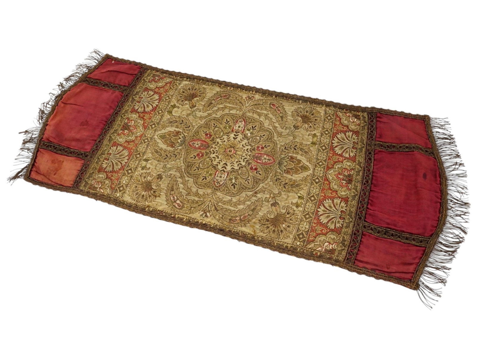 ANTIQUE 18TH C FRENCH FLORAL JACQUARD TAPESTRY: An antique 18th-century French jacquard tapestry with embroidered borders and fringes. Floral patterns in beige, green, and red color palette. Collectible European Handicraft Tapestry And Gobelins, De