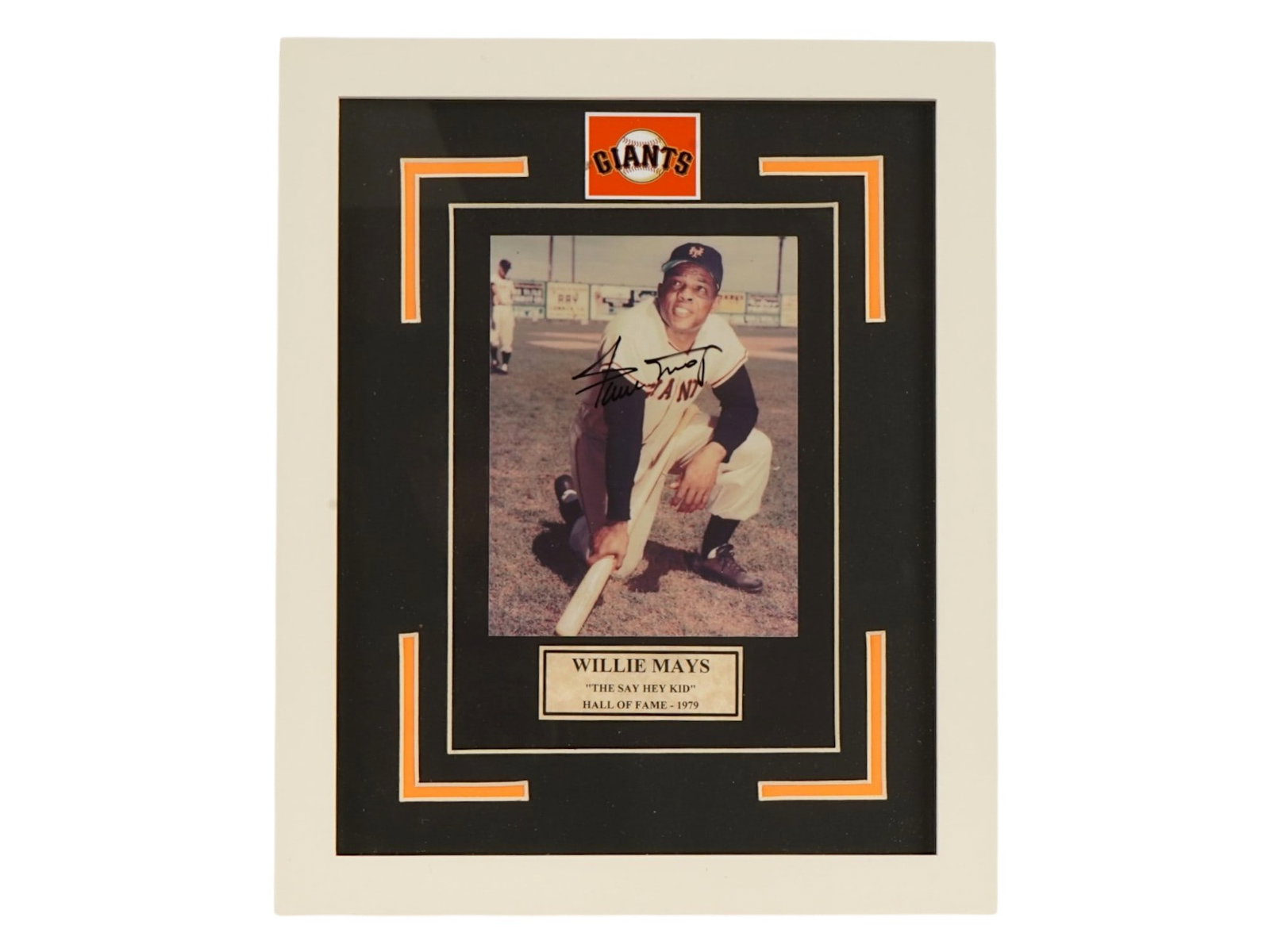 VINTAGE AUTOGRAPHED PHOTO WILLIE MAYS THE SAY HEY KID: A vintage autographed photograph honoring legendary Baseball Hall of Famer Willie Mays, famously known as The Say Hey Kid. The color photograph shows Mays in his New York Giants uniform, boldly hand-s