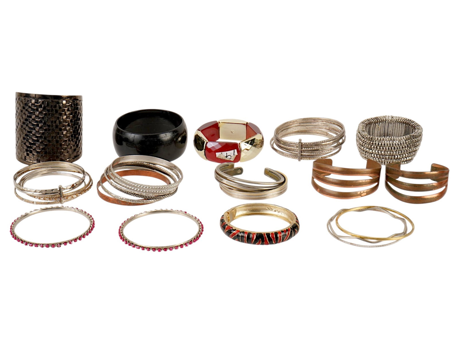 VINTAGE COSTUME JEWELRY BANGLE AND CUFFS BRACELETS: A large collection of vintage costume jewelry pieces. This lot includes a large number of bangle and cuffs bracelets in various designs and sizes. Vintage Costume Jewelry And Accessories For Women.