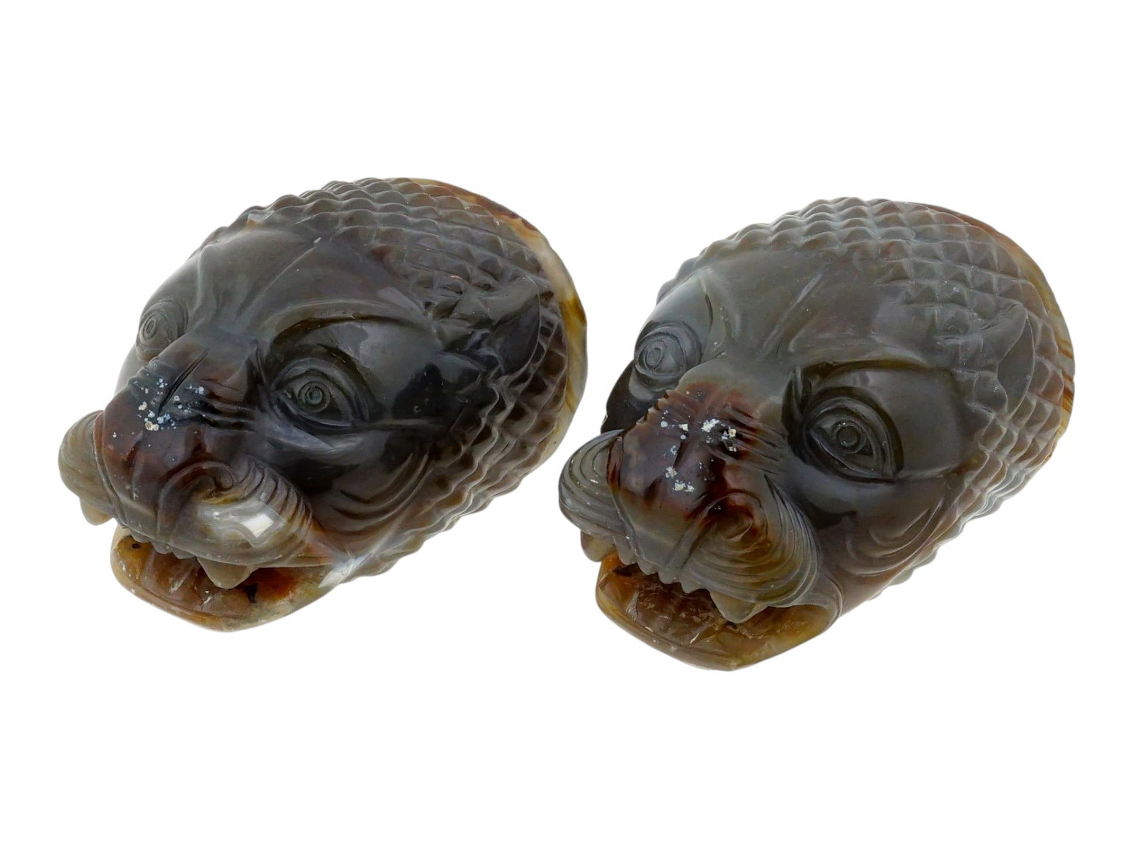PAIR OF ANTIQUE HAND CARVED AGATE LION HEADS (1 of 12)