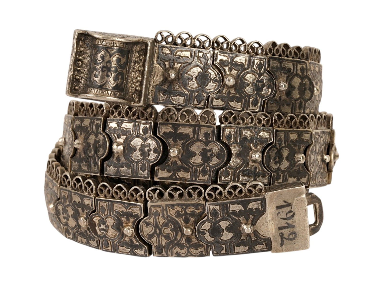 RUSSIAN NORTH CAUCASIAN SILVER AND NIELO KUBACHI BELT (1 of 11)