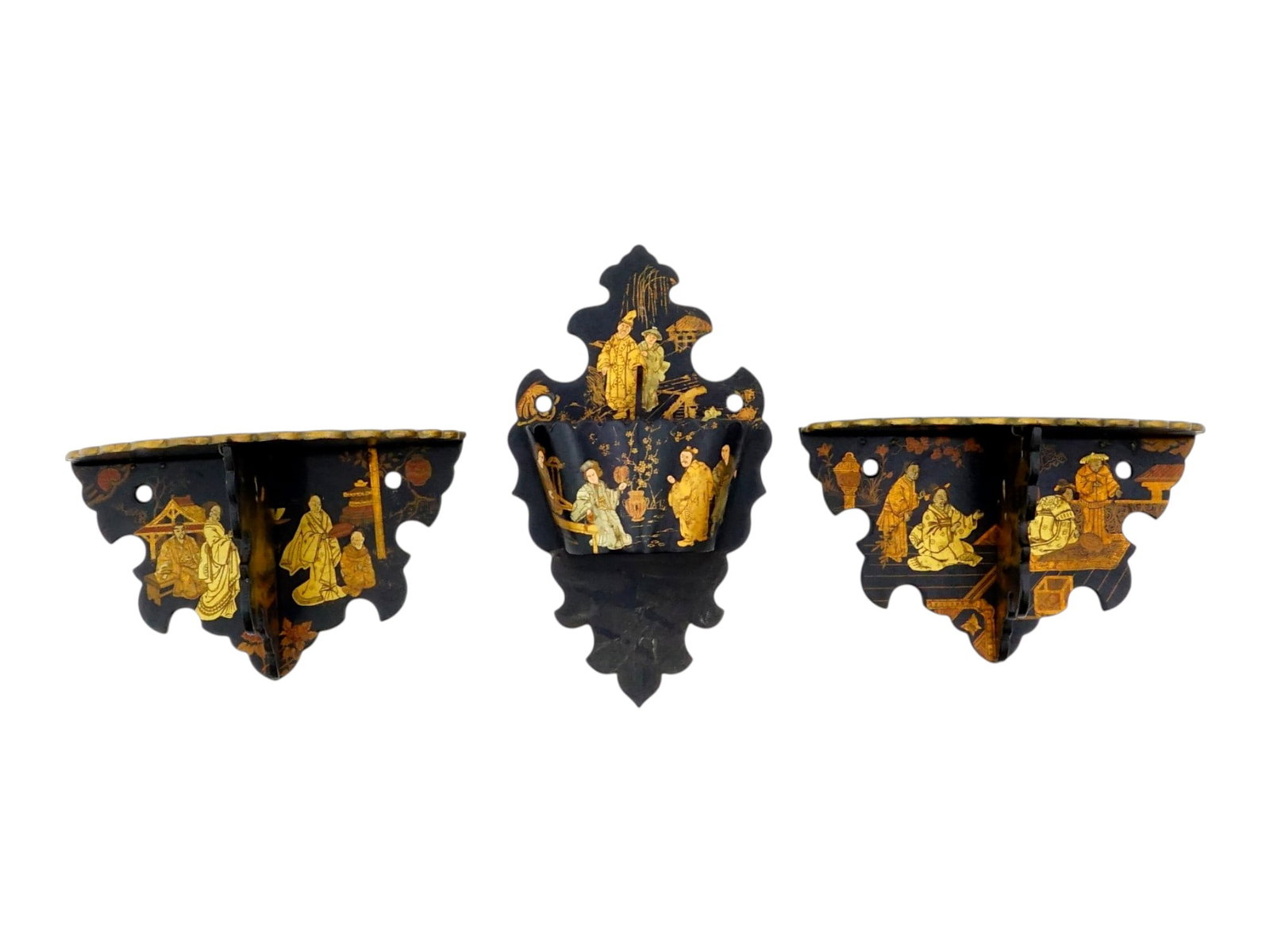 ANTIQUE CHINOISERIE LACQUERED WOOD WALL BRACKETS: A set of three antique late 19th to early 20th-century European wall brackets executed in Chinoiserie or Japonisme style. Figuratively carved wooden pieces, black-lacquered surface with hand-painted m