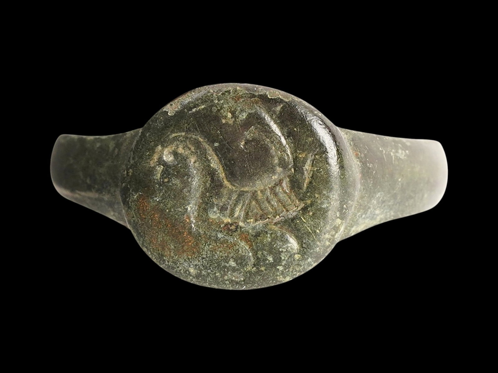 ANCIENT ROMAN BRONZE RING ENGRAVED ROOSTER 100 TO 300 AD (1 of 5)