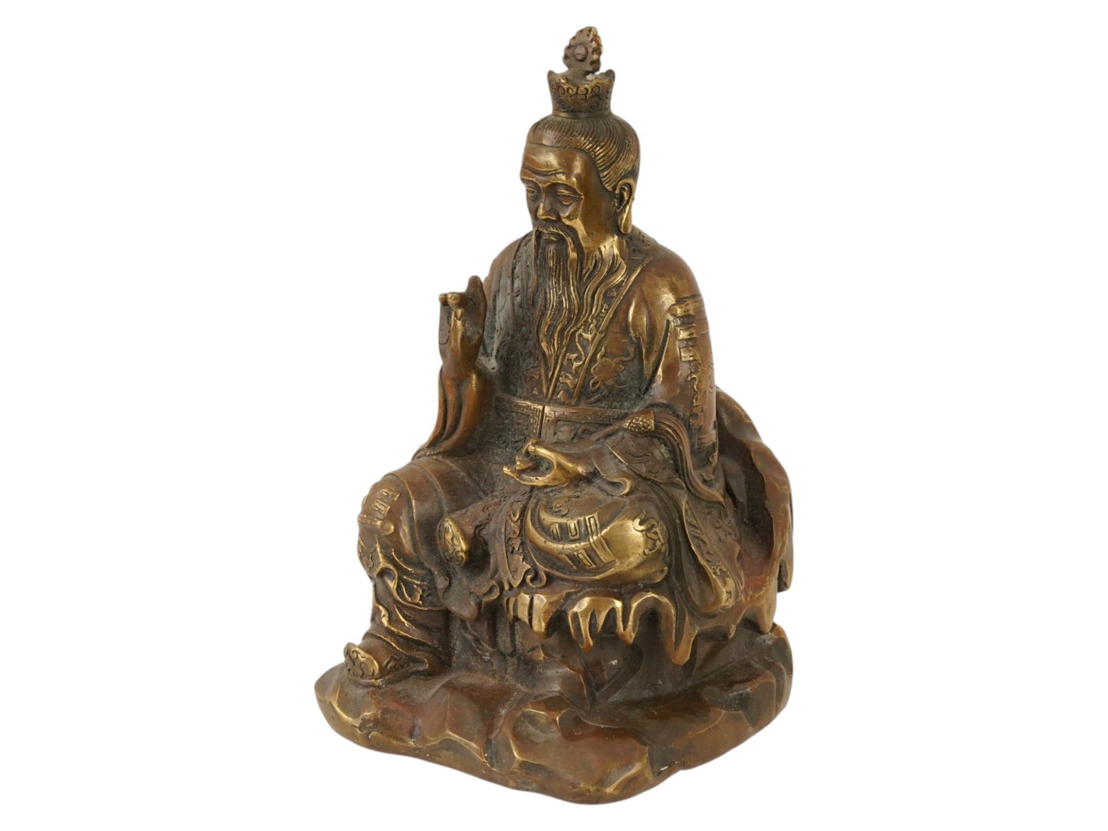 VINTAGE CHINESE BRASS FIGURINE OF TAISHANG LAOJUN: A vintage Chinese brass figurine of Taishang Laojun Lord Lao, one of the highest deities in Taoism, who is often associated with Laozi. The figurine depicts the deity seated, holding a symbol of immor