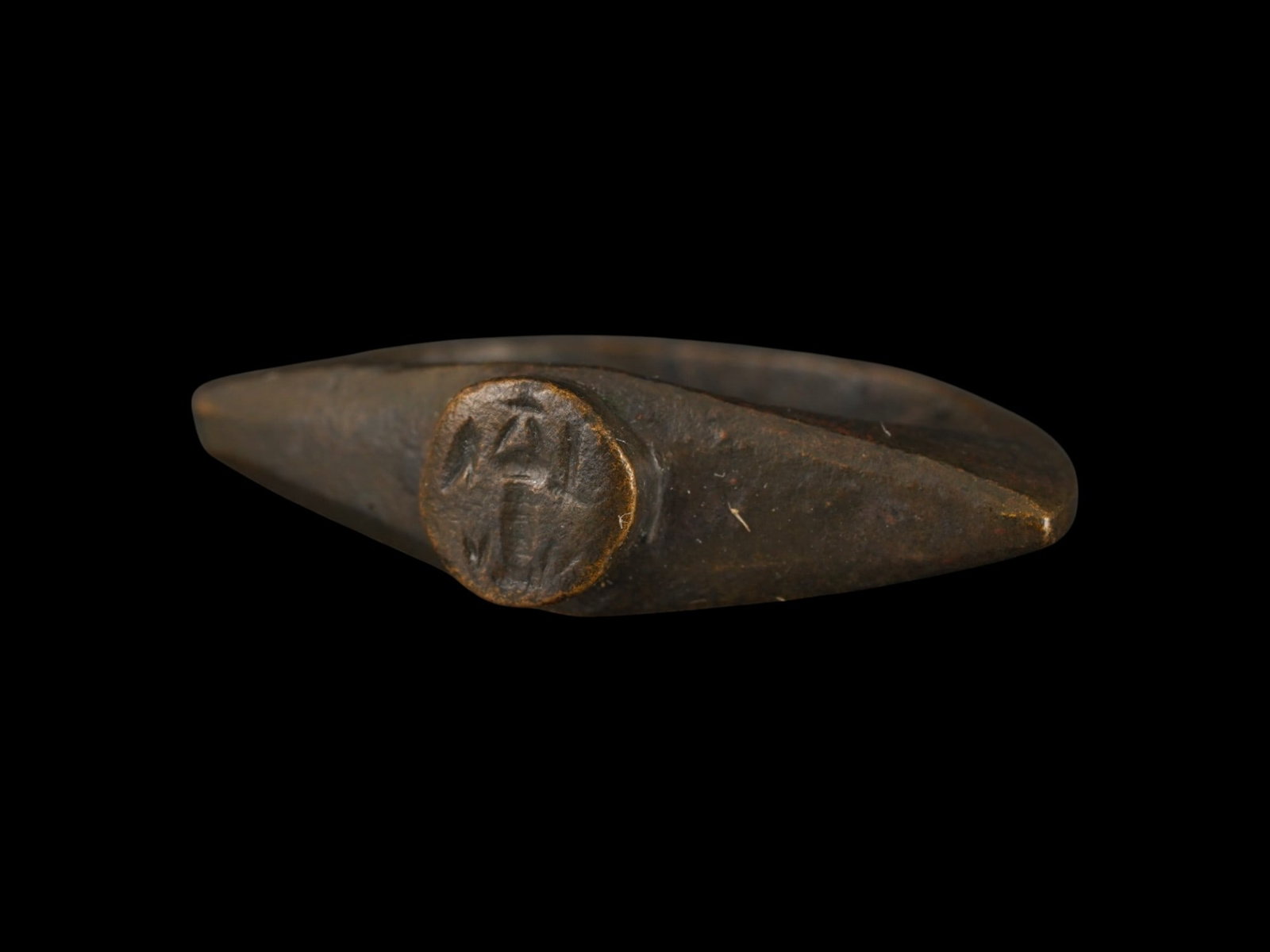 ANCIENT HOLY LAND JUDAICA BRONZE GOD BAAL SIGNET RING (1 of 8)