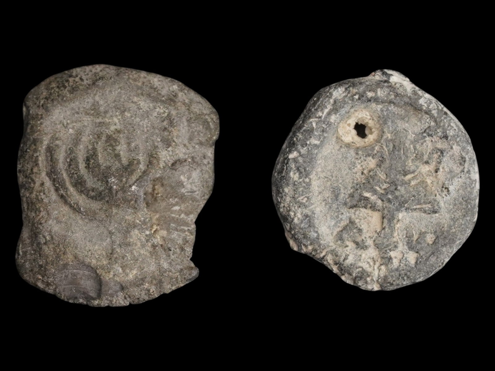 ANCIENT JUDAICA MENORAH LEAD SEALS ROMAN 100 TO 300 AD (1 of 2)