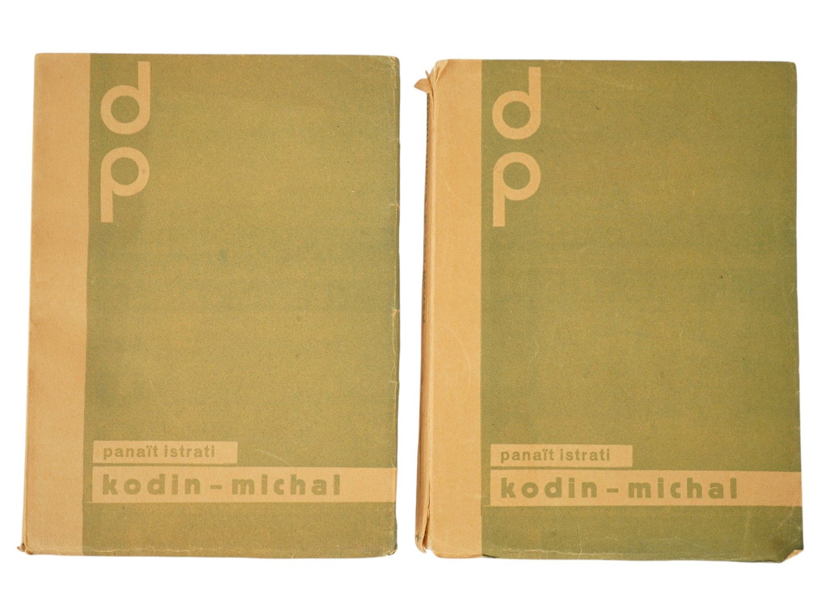 VINTAGE CZECH BOOK KODIN MICHAL PANAIT ISTRATI 2 VOLS: Two vintage volumes of the Czech book edition of Kodin and Michal by Panait Istrati, published in Prague in 1928 by the Aventinum press. Originally written in French, the novels form part of Istratis 