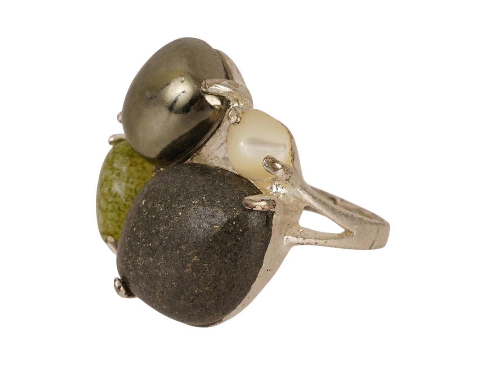 LARGE VINTAGE ST SILVER RING BY FOSSIL W GEMSTONES: A large vintage sterling silver ring by Fossil with gemstones. The ring is set with four smooth stones of varying designs. An engraved mark Fossil inside. Silverware, Gemstones, Jewelry Collectibles,