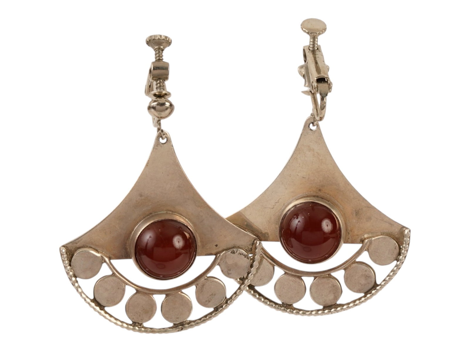 VINTAGE STERLING SILVER AND CARNELIAN CLIP EARRINGS: A pair of sterling silver clip earrings with screw back. Fan-shaped dangle earrings set with carnelian cabochons. Marked 925 on the backside. Vintage Jewelry And Fashion Accessories, Old Pawn. Total w