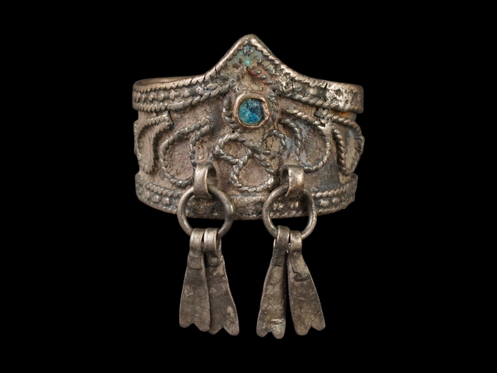 EXTREMELY RARE ANCIENT ISLAMIC SILVER ARCHERS RING (1 of 6)