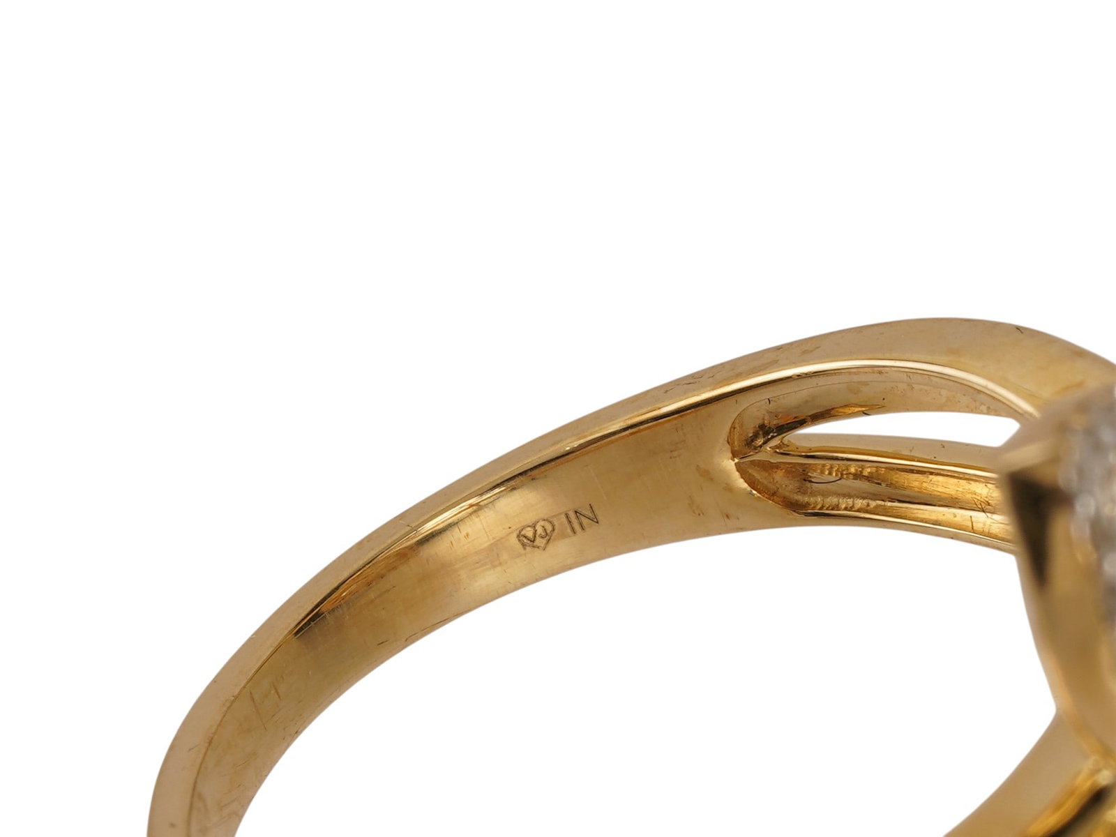 VINTAGE 10K GOLD DIAMOND LEAF STATEMENT RING - 8