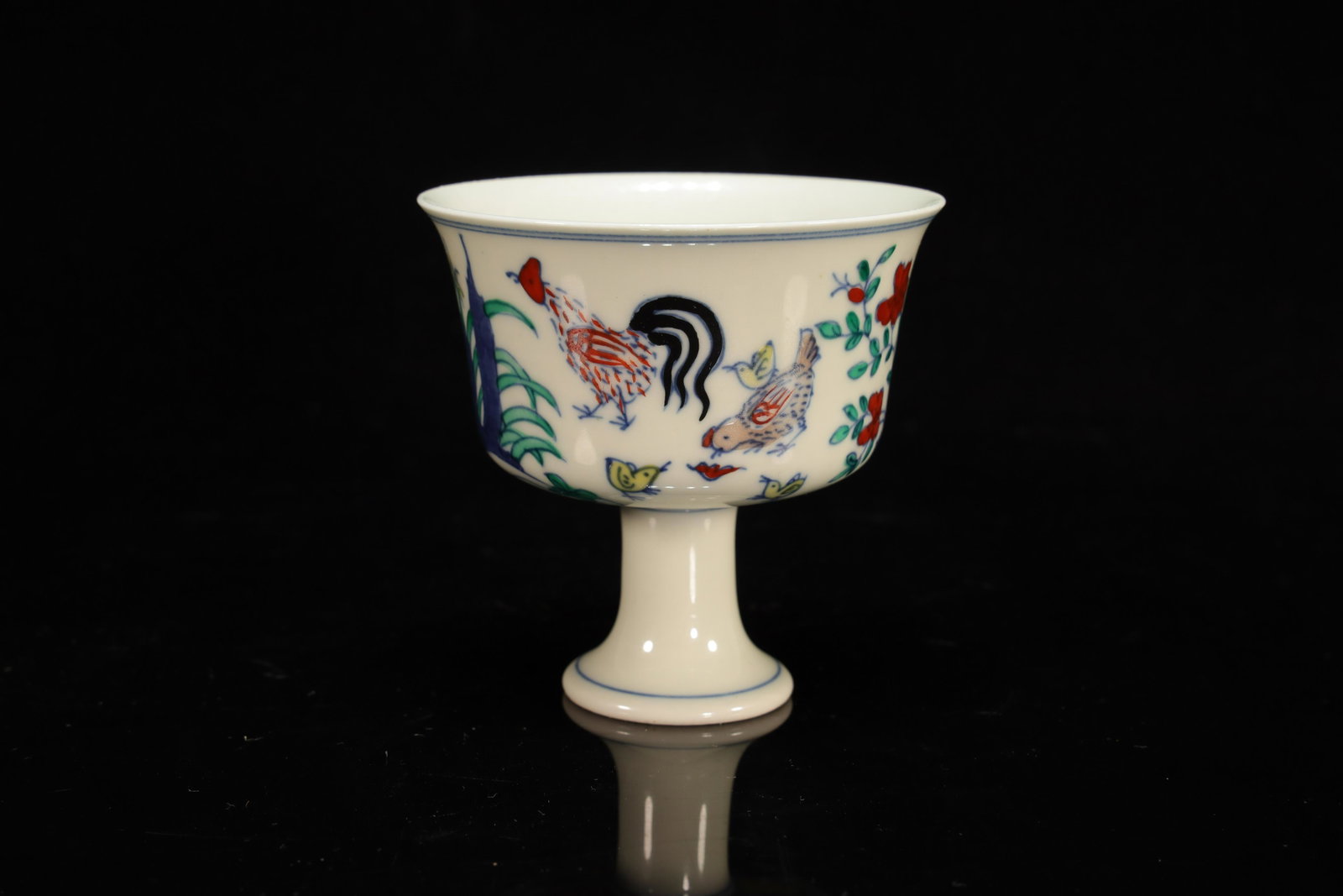 A Fabulous Color-painted Stem Cup with Chicken Design: A Fabulous Color-painted Stem Cup with Chicken Design Chinese Ming Dynasty Mark of Chenghua Size: 8.5cmX8.3cm