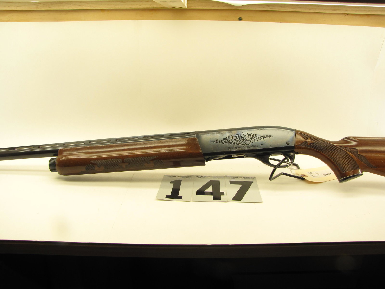 Remington 1100 Deluxe 12 Gauge Semi Automatic Shotgun: Good condition with 28" vent rib Modified Choke barrel 2 3/4" shells only deluxe stock gloss finish
