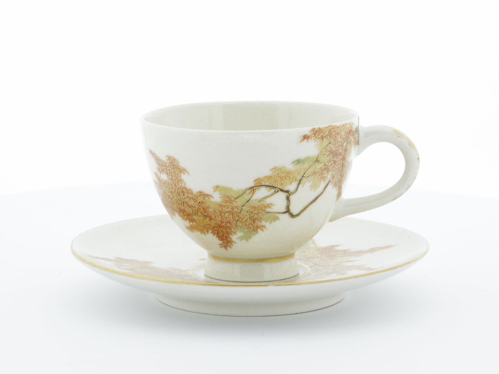 Yabu Meizan, Satsuma Cup & Saucer, Red Maple Leaves (1 of 5)