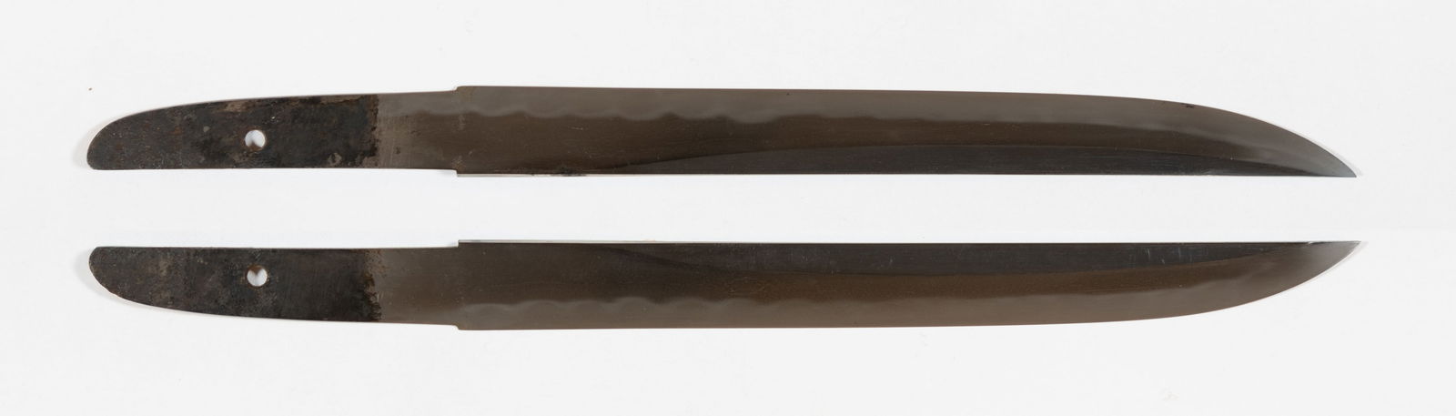 Tanto, Japanese Antique Metalwork, Choji Midare, Edo Period (1 of 5)