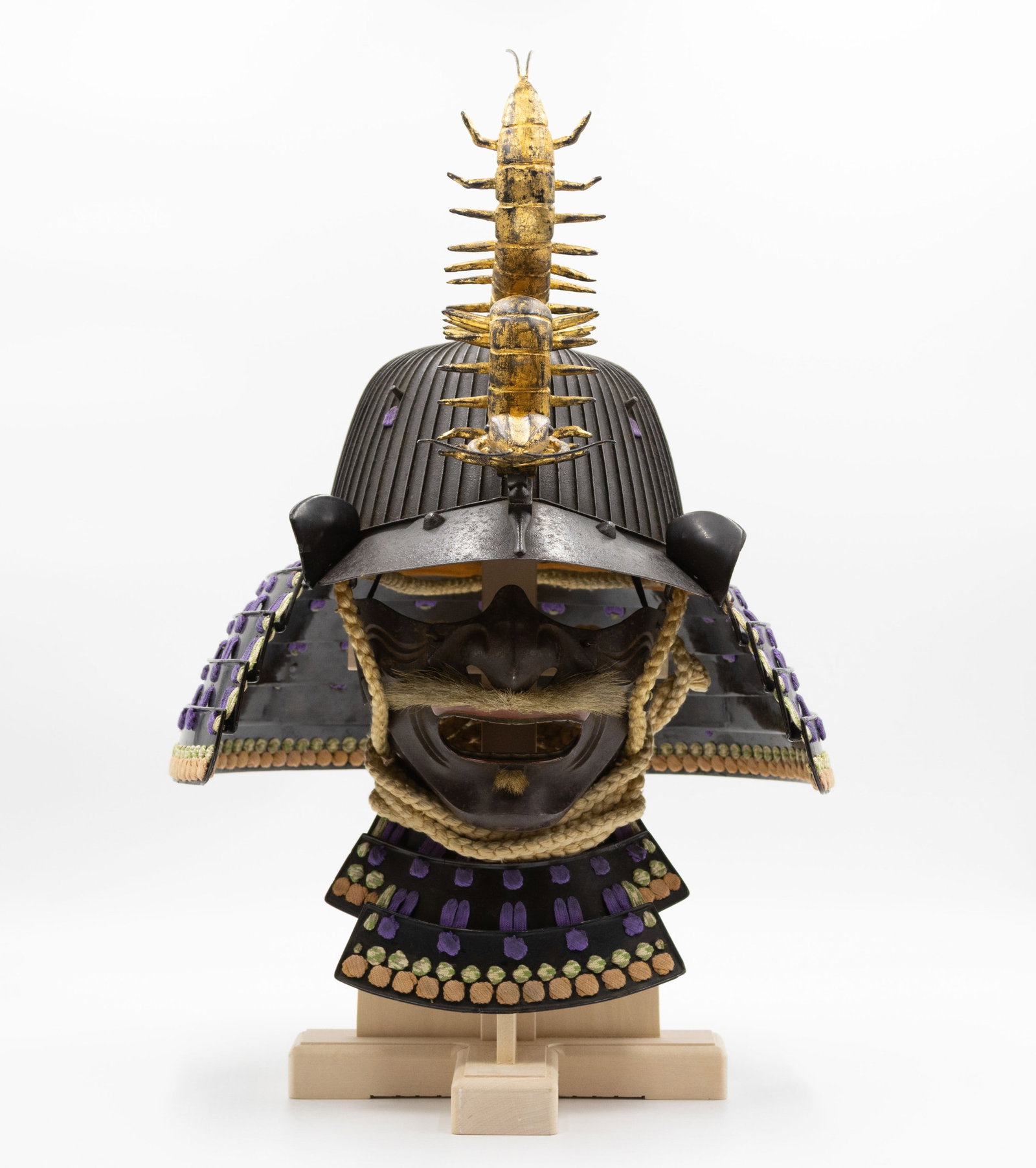 Iron 62-Plate Ridged Helmet (Suji Kabuto), Tokubetsu Kicho * (1 of 9)