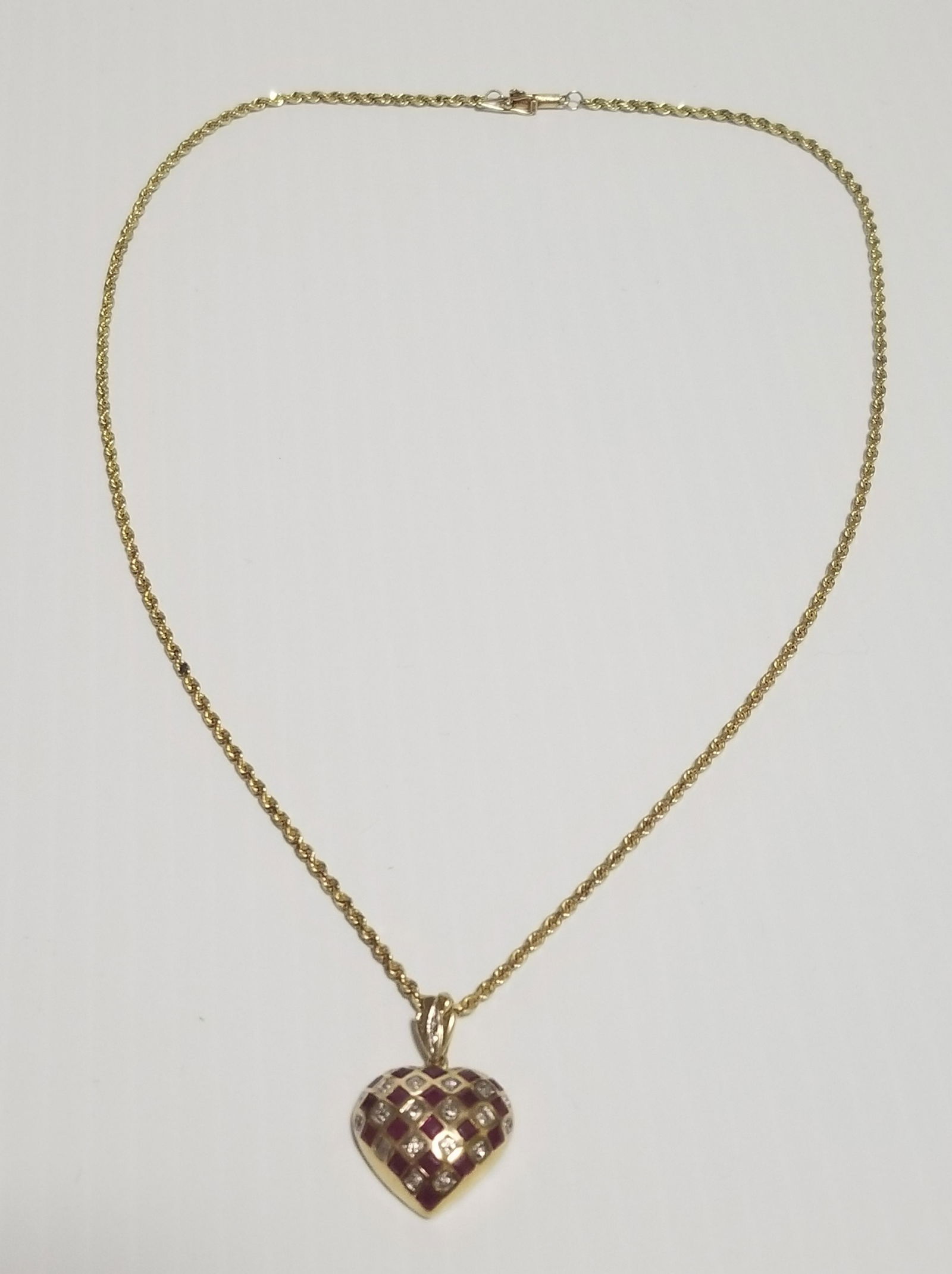 Beautiful 10 KT Gold Michael Anthony Chain (1 of 7)