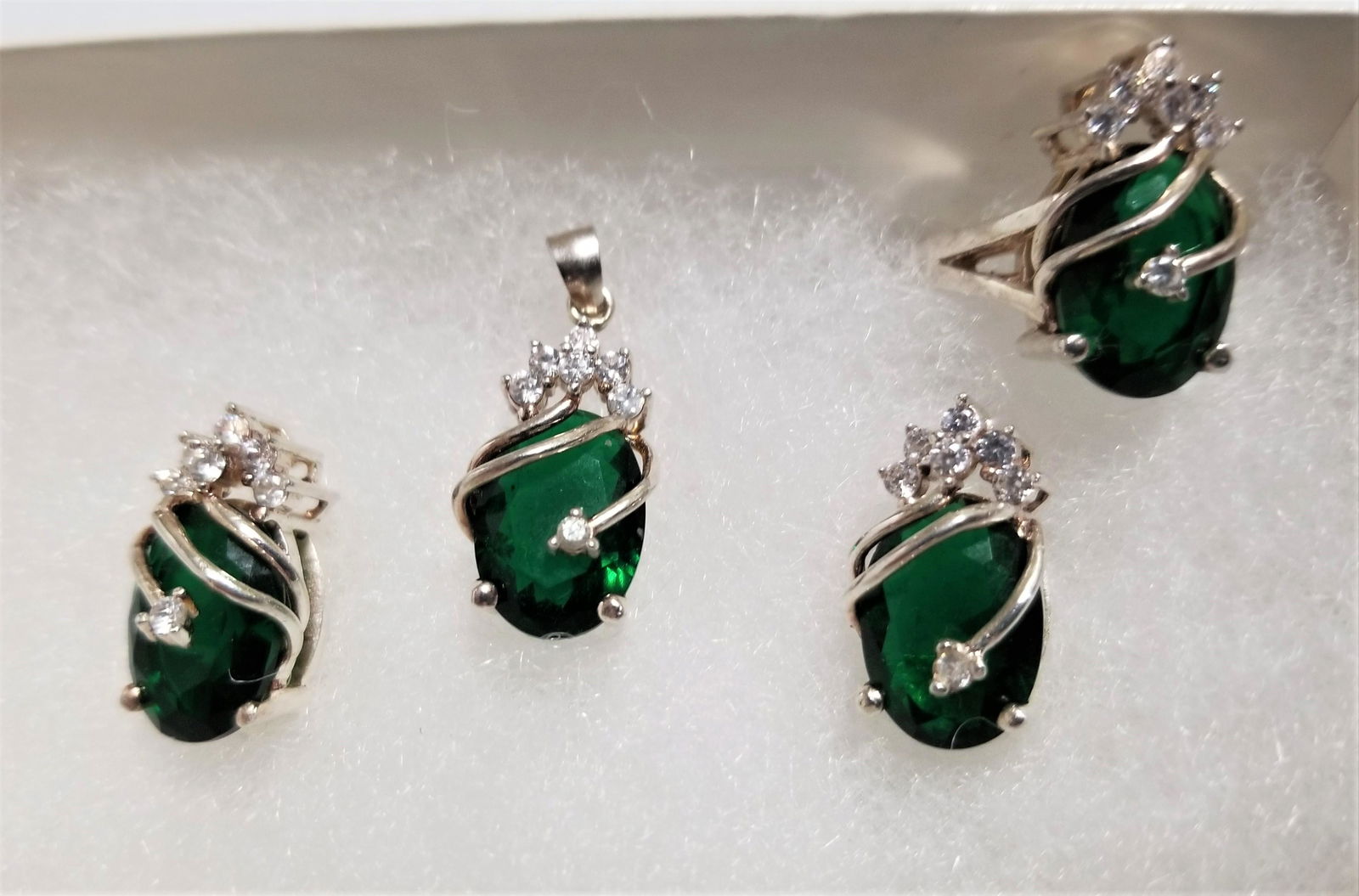 Nice 925 Sterling Ring, Earrings and Pendant Set (1 of 9)