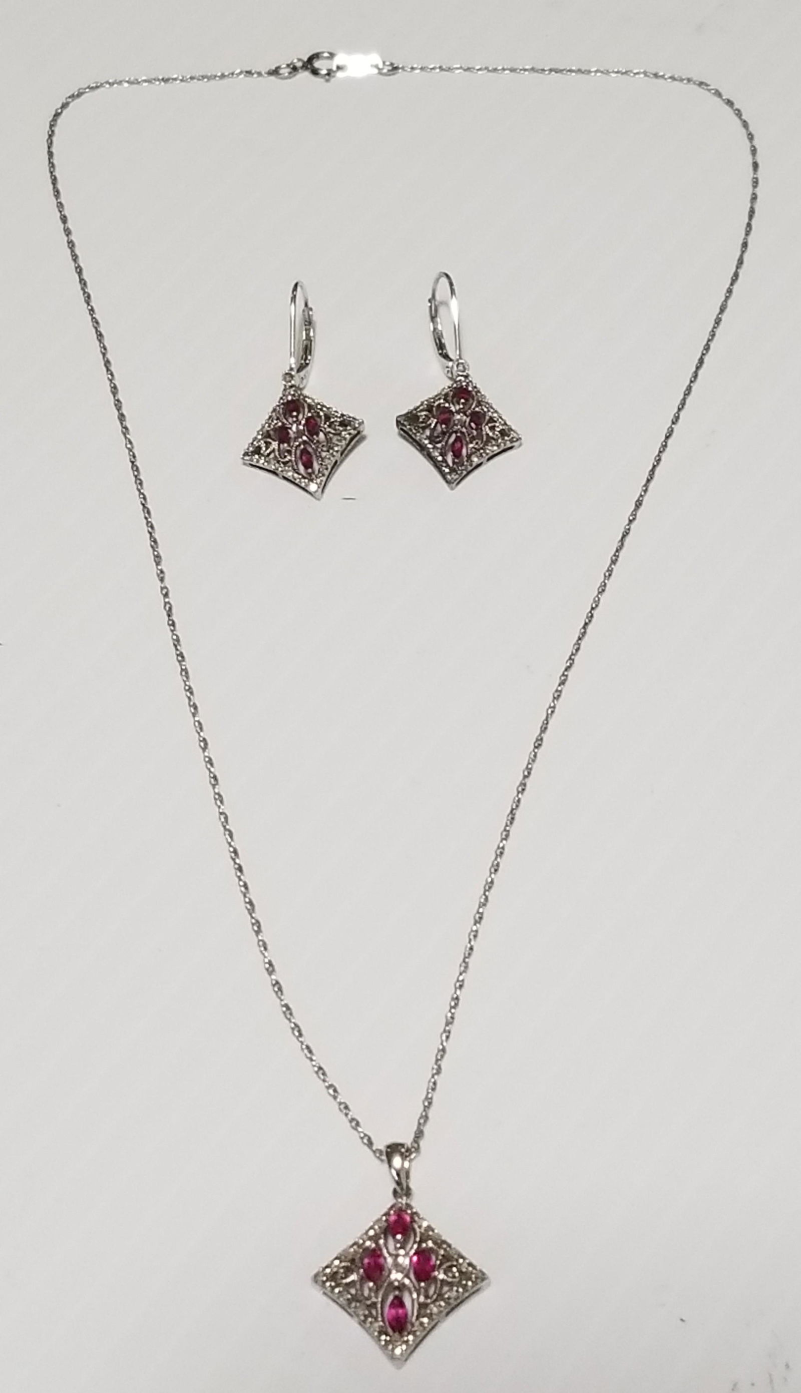 Elegant Ruby and Diamonds Earrings and Necklase Set (1 of 8)