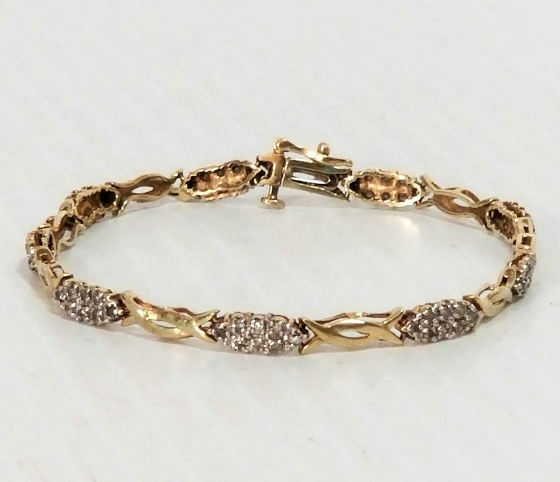 Beautiful 10 KT Clear Diamond Bracelet (1 of 7)