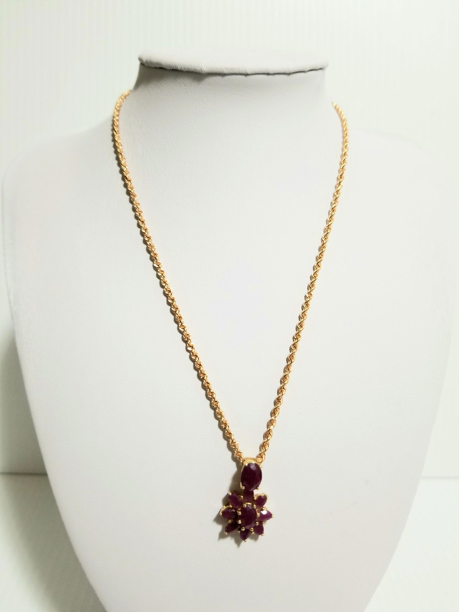 Michael Anthony 14 KT Ruby Pendant Necklace (1 of 7)