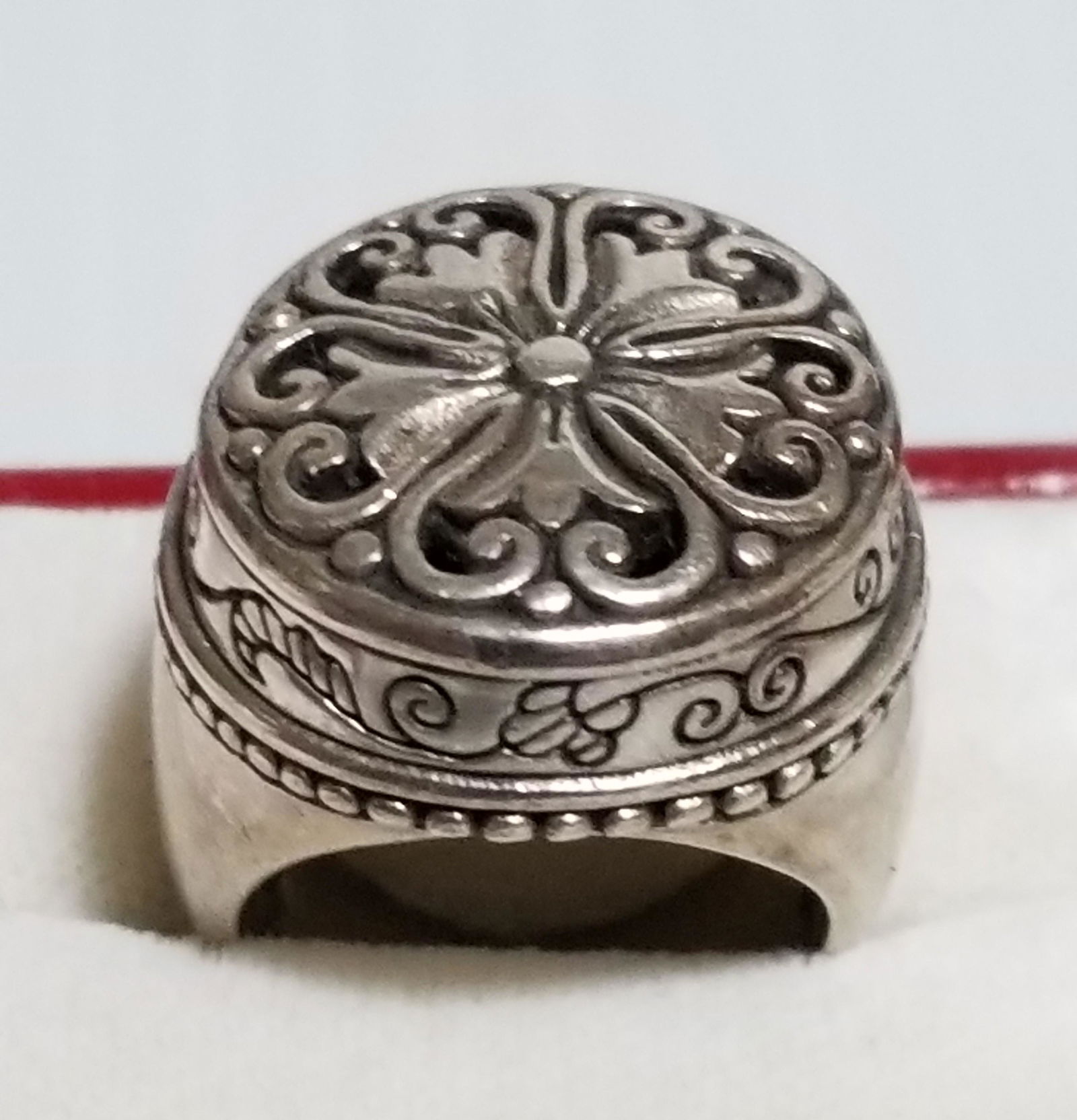 Amazing Heavy 925 Sterling Silver Ring (1 of 8)